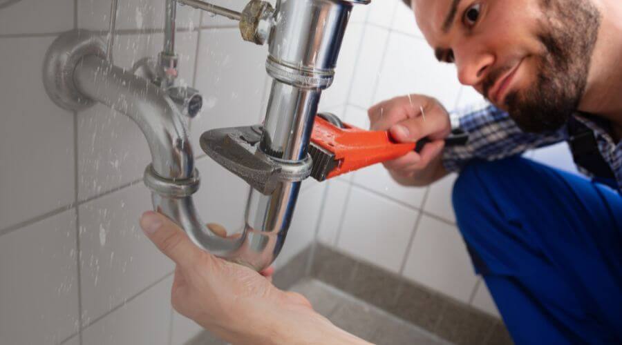 Professional same day plumber services in Wayland, IA